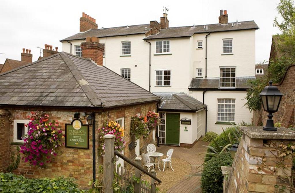 The Bell Hotel & Inn By Greene King Inns Woburn Exterior photo